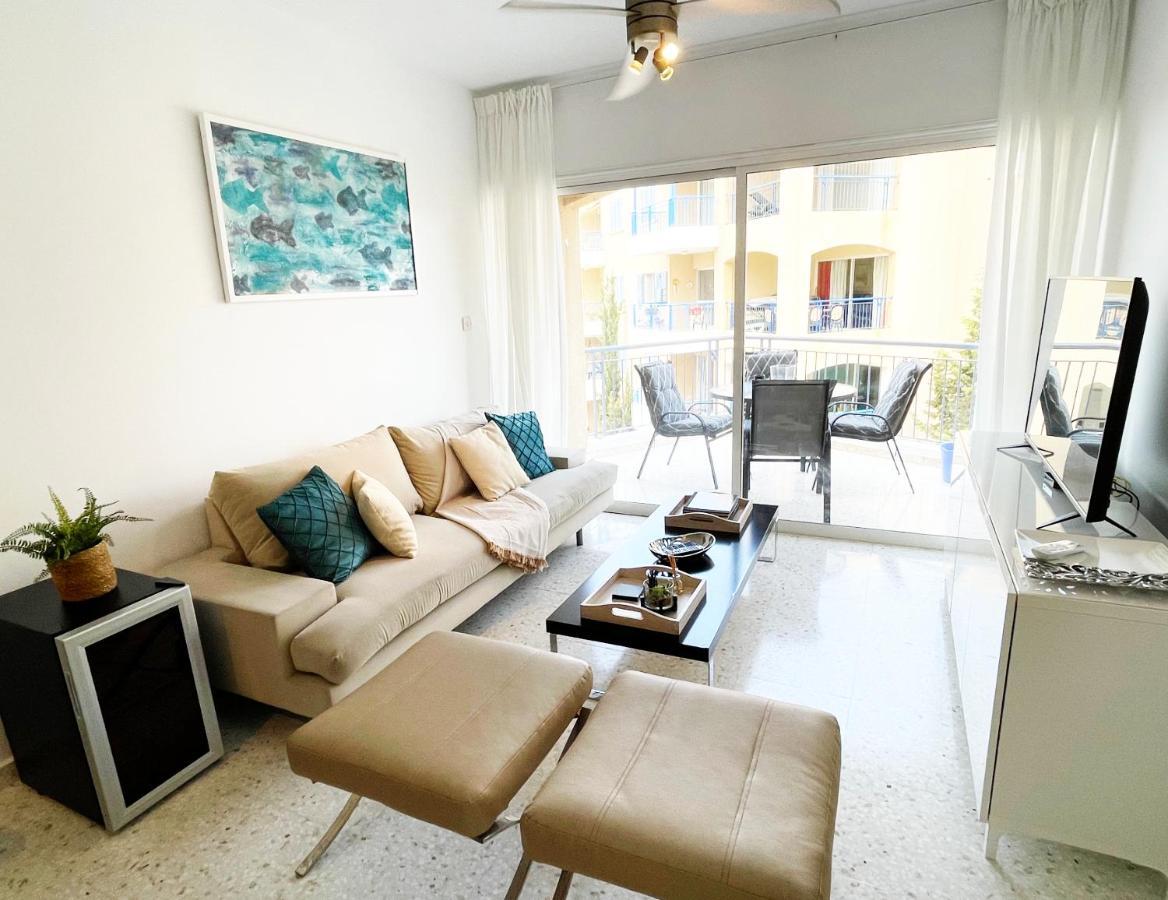 Direct Sea View & Quality Bed - Kings Palace 1 Bed Paphos Exterior photo