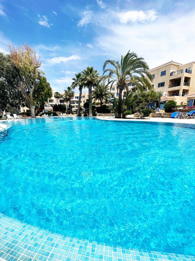Direct Sea View & Quality Bed - Kings Palace 1 Bed Paphos Exterior photo
